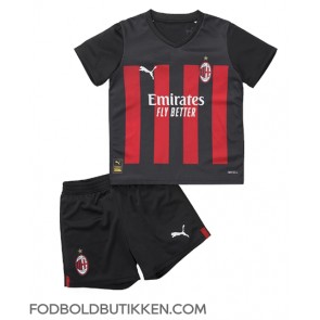 AC Milan Hjemmebanetrøje Børn 2022-23 Kortærmet (+ Korte bukser)